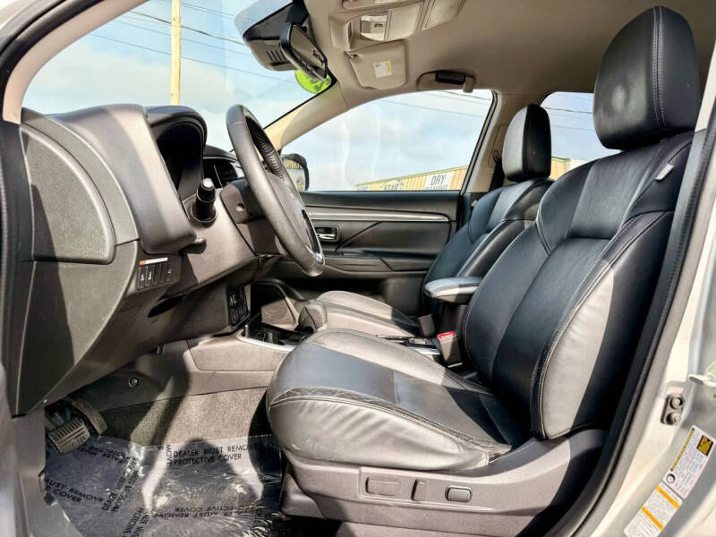 2020 Mitsubishi Outlander