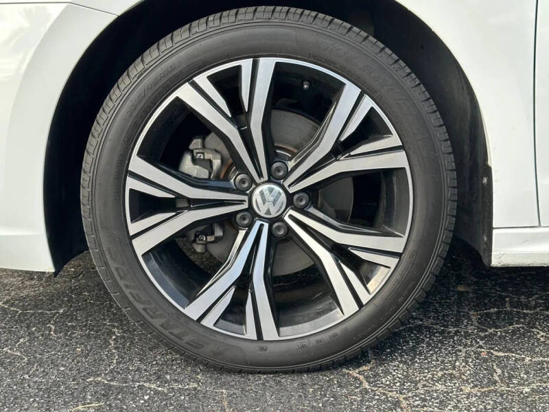 2021 Volkswagen Passat SE