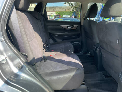2015 Nissan Rogue SV