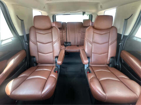 2018 Cadillac Escalade Luxury