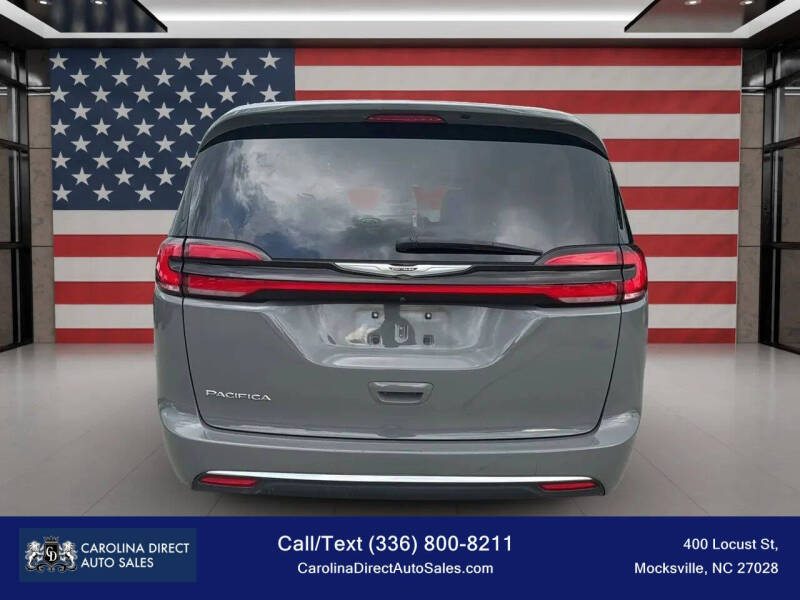 2022 Chrysler Pacifica Touring L