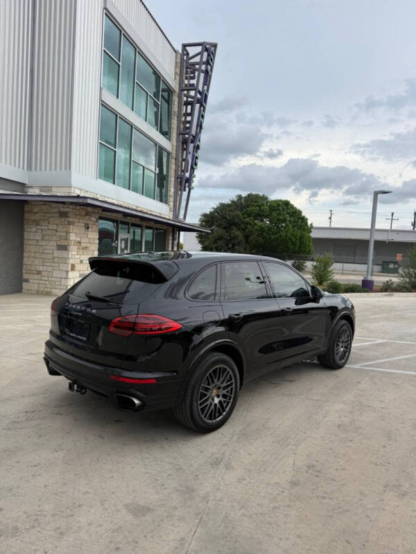 2017 Porsche Cayenne
