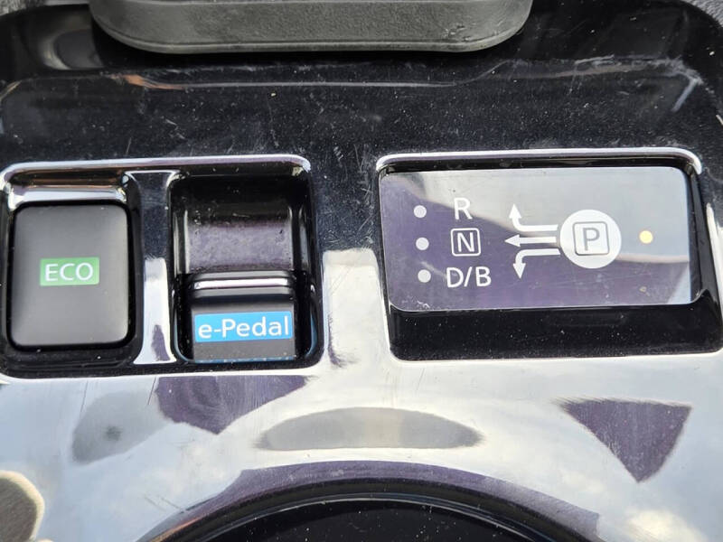 2023 Nissan LEAF SV PLUS