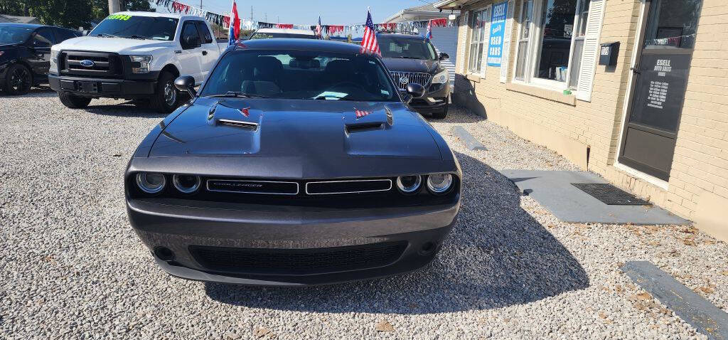 2016 Dodge Challenger for sale at ESELL AUTO SALES in Cahokia, IL