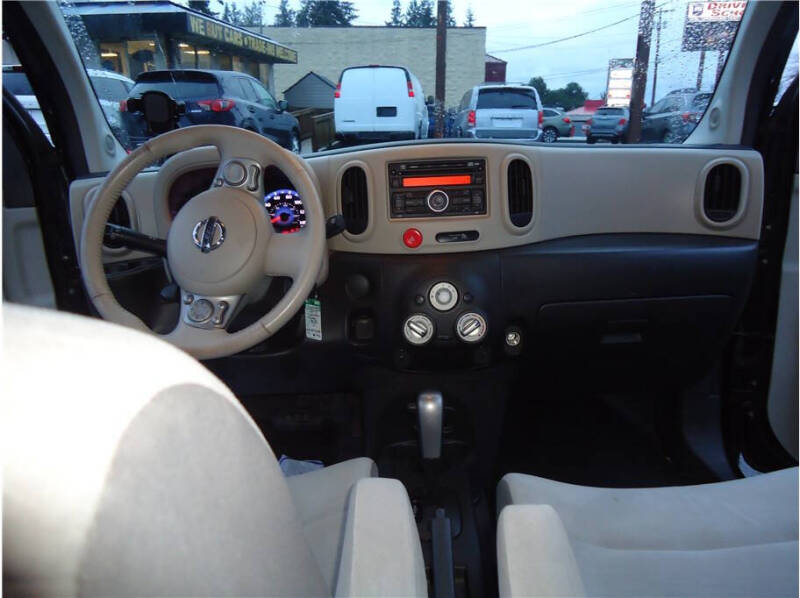 2014 Nissan cube