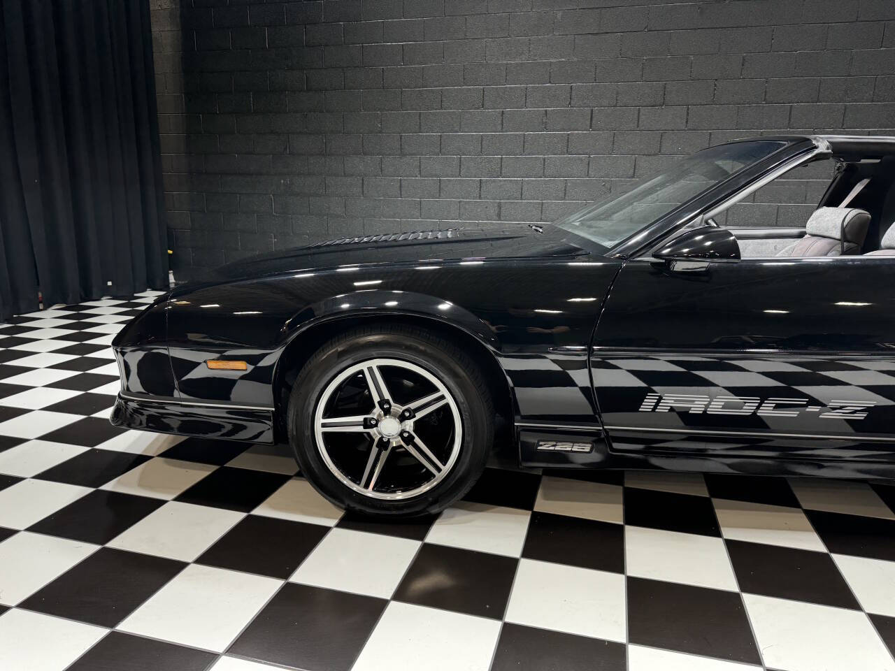 1986 Chevrolet Camaro 16