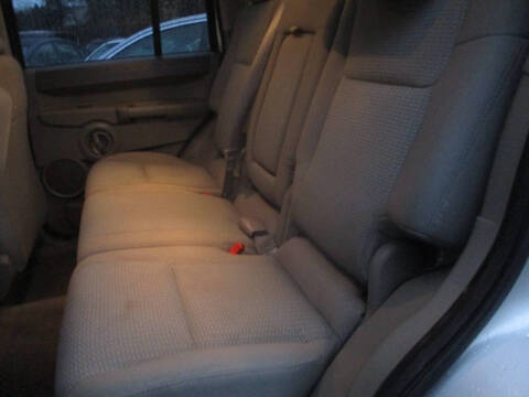 2008 Jeep Commander Sport