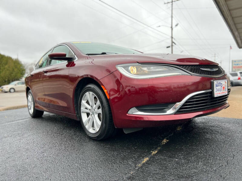 2015 Chrysler 200 Limited photo 11