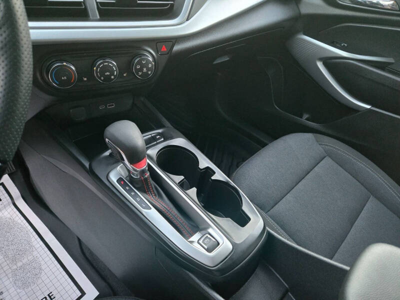 2024 Chevrolet Trax RS