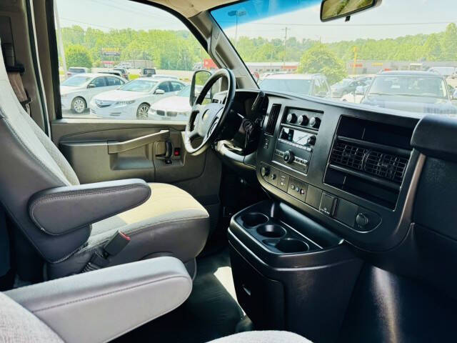 2020 Chevrolet Express 2500