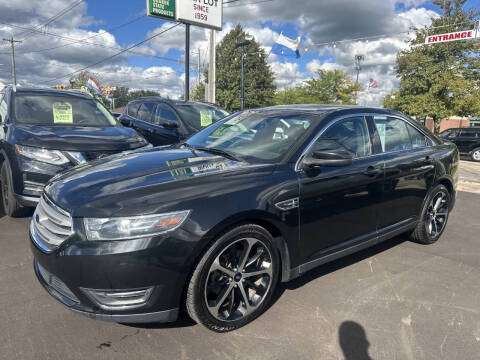 2015 Ford Taurus SEL
