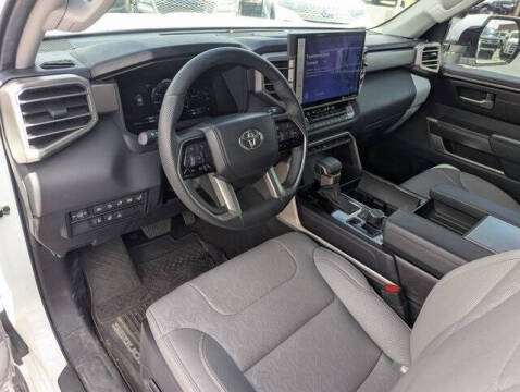 2023 Toyota Sequoia SR5