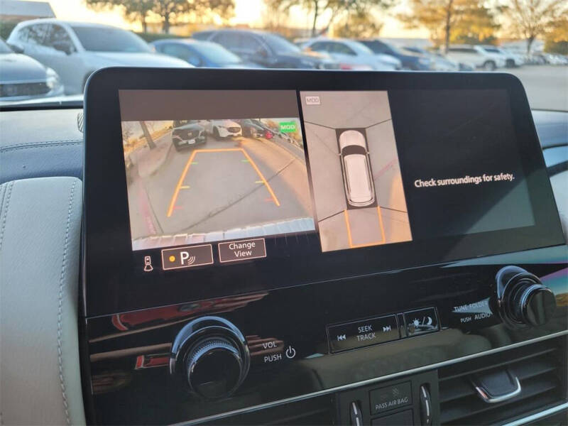 2022 Infiniti QX80 Sensory