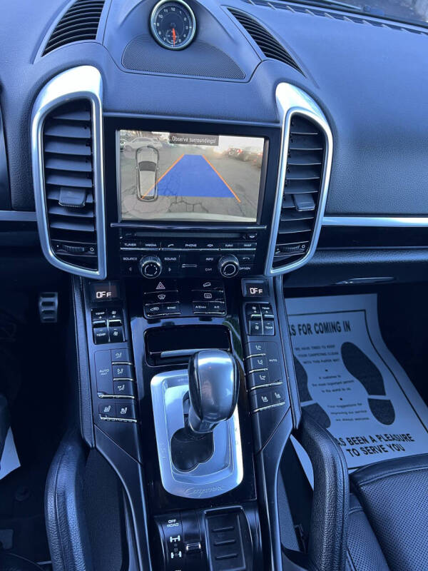 2016 Porsche Cayenne S