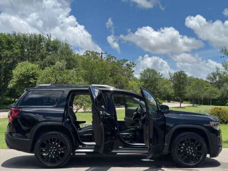 2022 GMC Acadia SLT