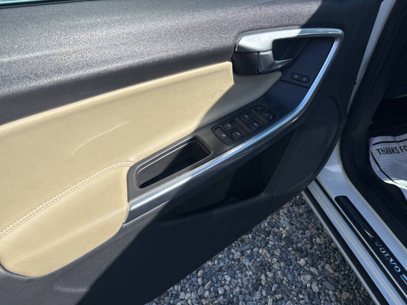 2016 Volvo S60 T5 Drive-E Premier