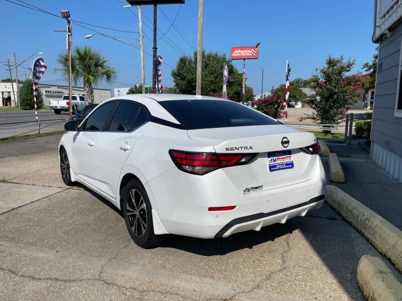 2020 Nissan Sentra SV photo 4