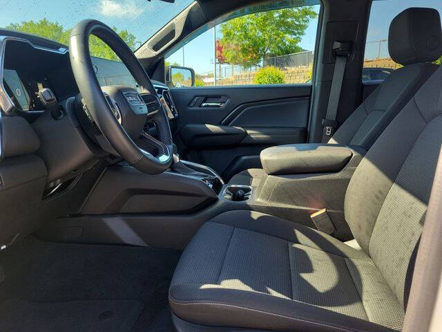 2024 GMC Canyon Elevation