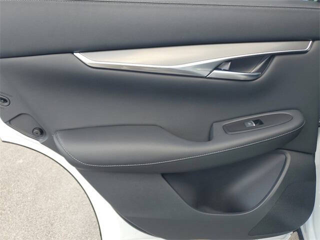 2025 Infiniti QX50 Luxe