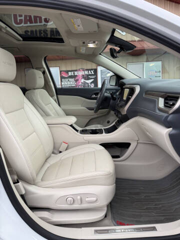 2021 GMC Acadia Denali