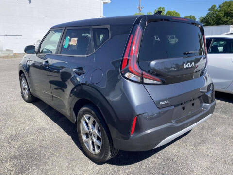 2023 Kia Soul LX