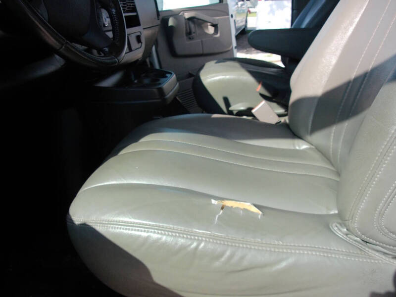 2020 Chevrolet Express 2500