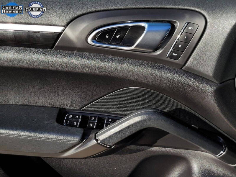 2012 Porsche Cayenne