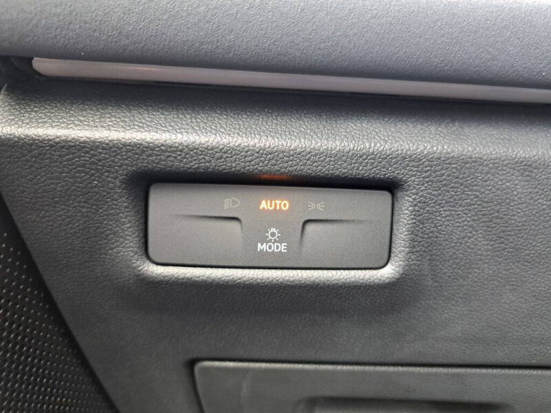 2025 Volkswagen Tiguan SE 4Motion