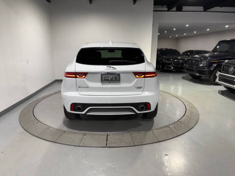 2019 Jaguar E-PACE P300 R-Dynamic SE