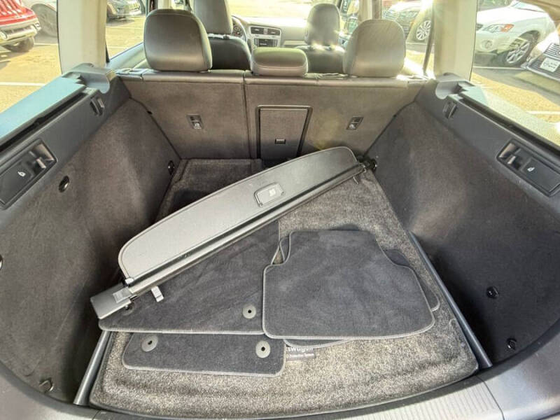 2016 Volkswagen Golf SportWagen TSI Limited Edition