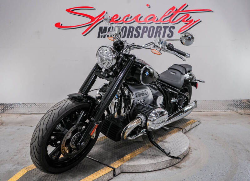 2021 BMW R18B First Edition