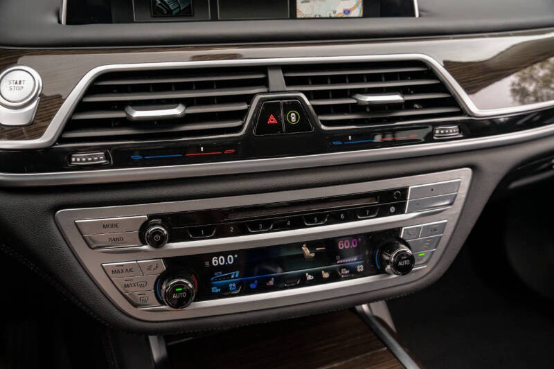 2018 BMW 7 Series 740e xDrive iPerformance