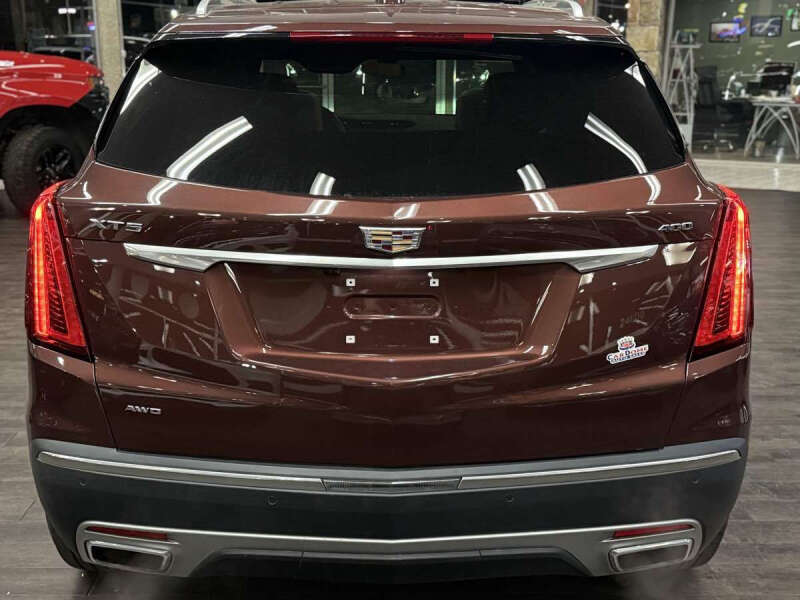 2022 Cadillac XT5 Premium Luxury