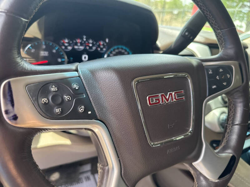 2017 GMC Yukon XL SLT