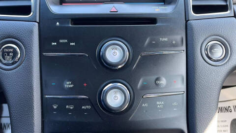 2015 Ford Taurus SEL