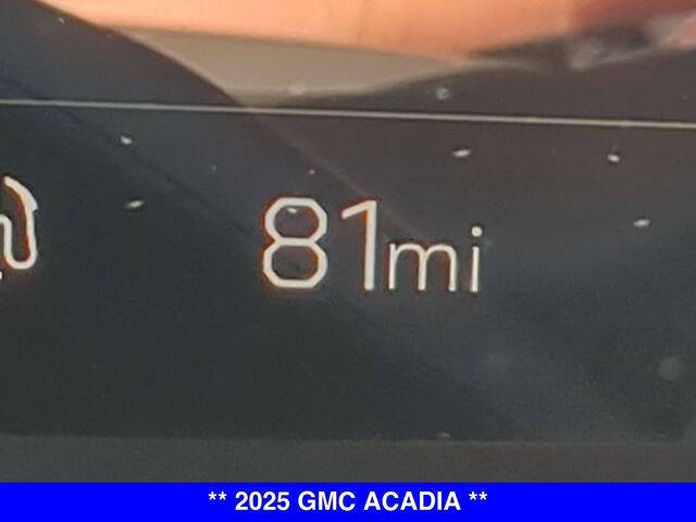 2025 GMC Acadia Elevation