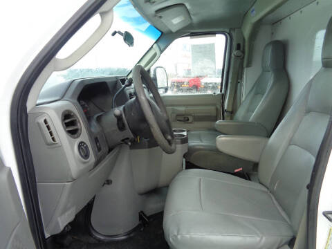 2010 Ford E-Series E-350 SD