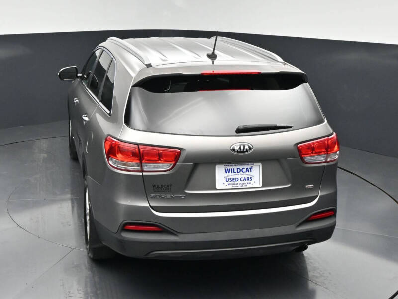 2016 Kia Sorento LX