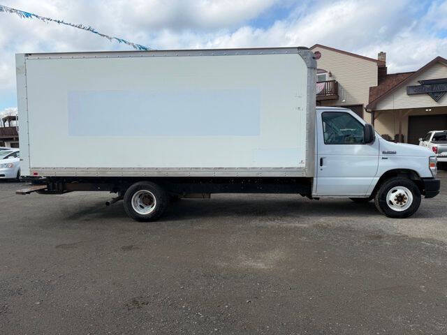 2019 Ford E-Series