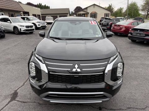 2025 Mitsubishi Outlander SE