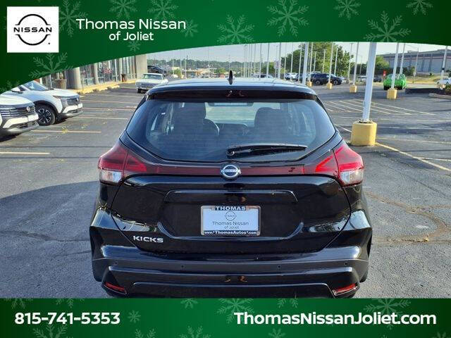 2025 Nissan Kicks Play S