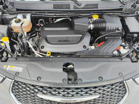 2022 Chrysler Pacifica Touring L