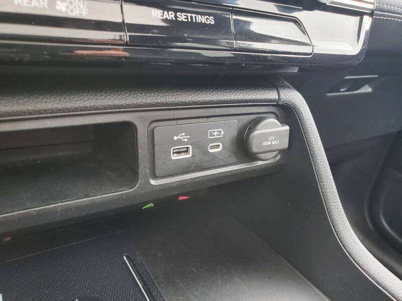 2023 Honda Pilot Touring