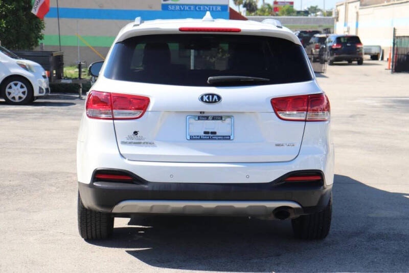 2016 Kia Sorento EX V6