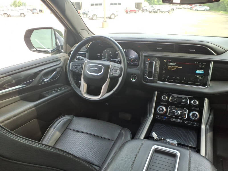 2023 GMC Yukon Denali