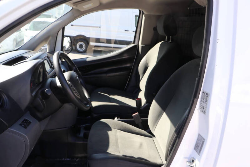 2019 Nissan NV200 SV