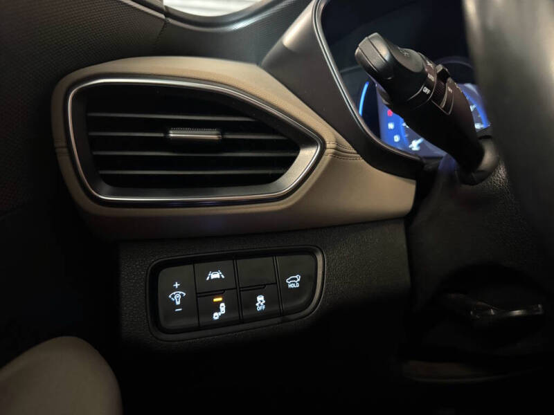2019 Hyundai Santa Fe SEL Plus 2.4L