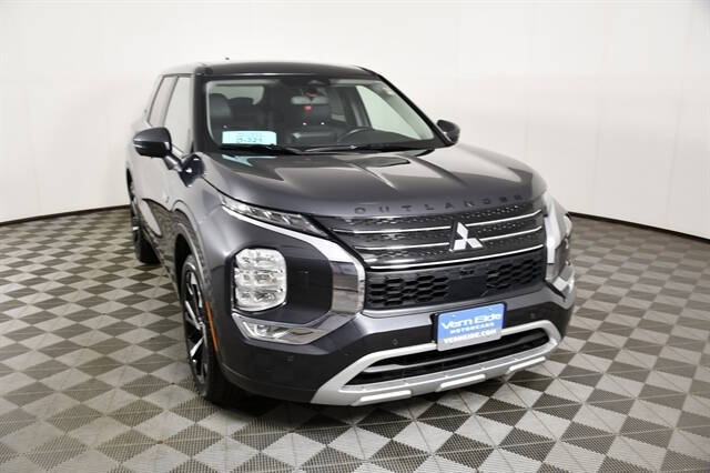 2025 Mitsubishi Outlander PHEV SE