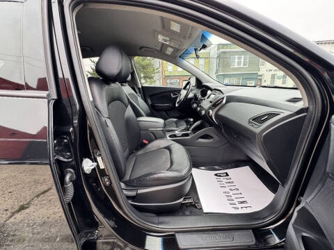 2015 Hyundai Tucson SE