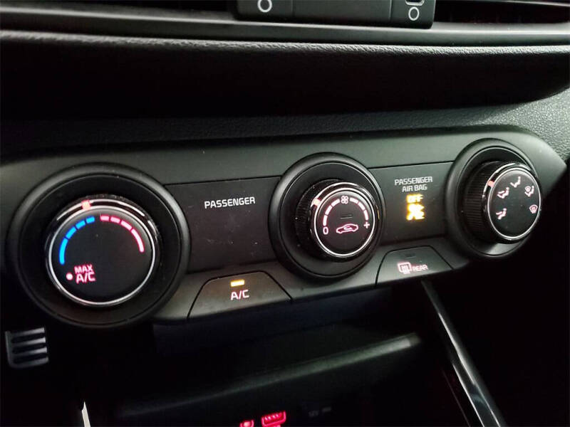 2020 Kia Forte GT Line